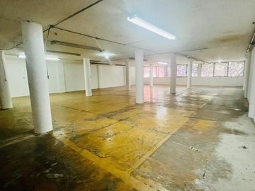 Edificio con amplio uso de suelo Col. Obrera, Cuauhtémoc