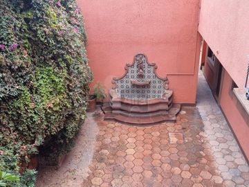 Oportunidad en centro de Querétaro  Uso mixto y gran potencial