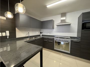 Departamento En Venta En Excelente ubicación Cerca De Forjadores