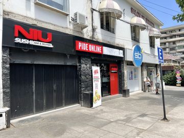 AV. CRISTOBAL COLÓN 5467