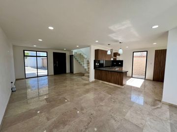 Casa NUEVA en venta Parque Aguascalientes Lomas De Angelópolis