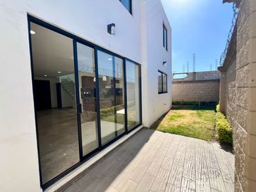 Casa NUEVA en venta Parque Aguascalientes Lomas De Angelópolis
