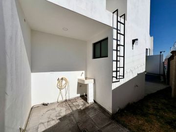 Casa NUEVA en venta Parque Aguascalientes Lomas De Angelópolis