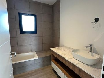 Casa a Estrenar - a la Venta - San Pablo derqui