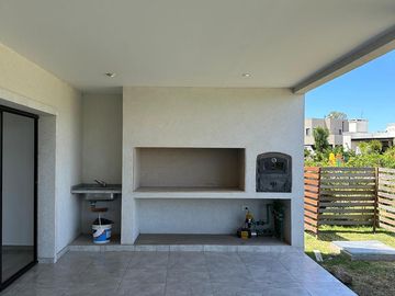 Casa a Estrenar - a la Venta - San Pablo derqui