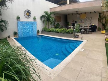 CASA EN VENTA CUMBRES 1ER SECTOR