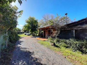 Casa en venta - 2 Dormitorios 1 Baño - 10.000Mts2 - Tortuguitas