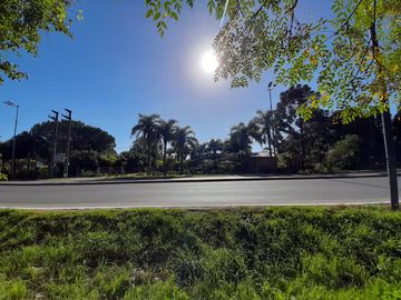 Casa en venta - 2 Dormitorios 1 Baño - 10.000Mts2 - Tortuguitas