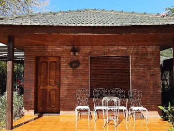 Casa en venta - 2 Dormitorios 1 Baño - 10.000Mts2 - Tortuguitas