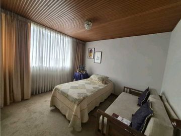 Bella y amplia casa para Venta en Niza