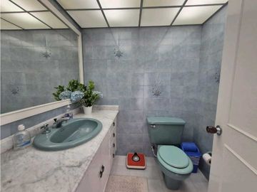 Bella y amplia casa para Venta en Niza