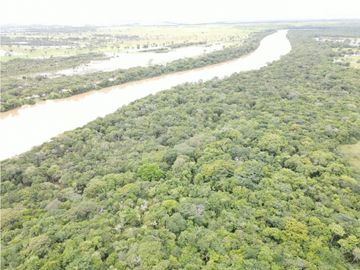 FINCA DE 4.000 HECTAREAS EN VENTA, PUERTO LOPEZ META