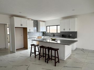 CASA EN VENTA EN RESIDENCIAL SUEÑOS DEL MAR