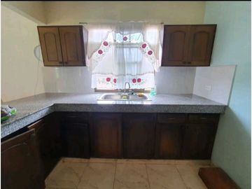 SE ALQUILA CASA EN ATALAYA SANTIAGO