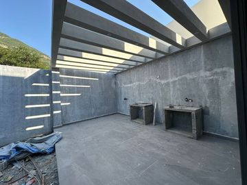 CASA EN PRE VENTA PROYECTO  ZONA URO