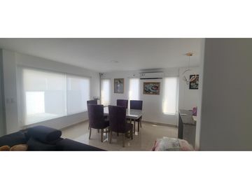 En venta casa 2 pisos y 4 habitaciones sector Manta azul