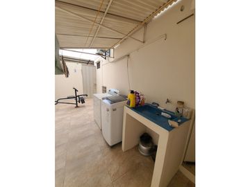 Casa en venta urbanización Ciudad del Sol, Manta.