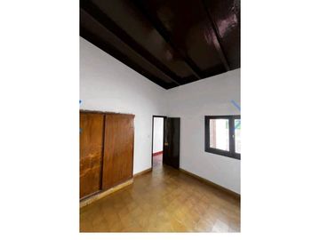 OPORTUNIDAD! DPTOS REMODELADOS, A 2 CUADRAS DEL CENTRO - 1 Y 2 DORM.