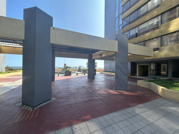 SE VENDE DEPARTAMENTO EN EDIFICIO PUNTA DE DIAMANTE