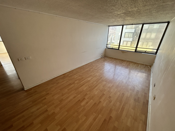 SE VENDE DEPARTAMENTO EN EDIFICIO PUNTA DE DIAMANTE