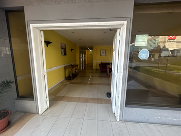 SE VENDE DEPARTAMENTO EN EDIFICIO PUNTA DE DIAMANTE