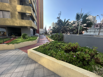 SE VENDE DEPARTAMENTO EN EDIFICIO PUNTA DE DIAMANTE