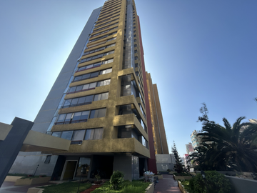 SE VENDE DEPARTAMENTO EN EDIFICIO PUNTA DE DIAMANTE