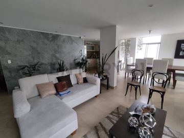 Duplex de venta Tumbaco sector El Arenal / Las Acacias