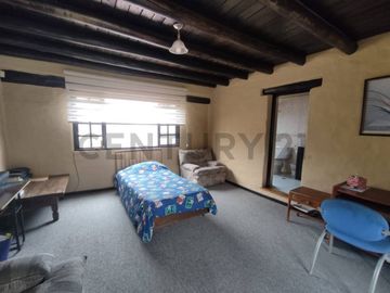 DE VENTA CASA TUMBACO SECTOR EL ARENAL