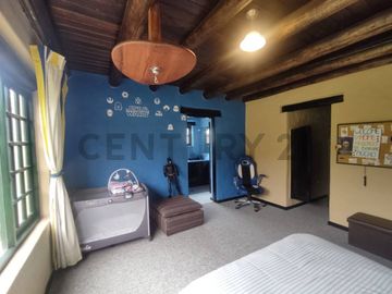DE VENTA CASA TUMBACO SECTOR EL ARENAL