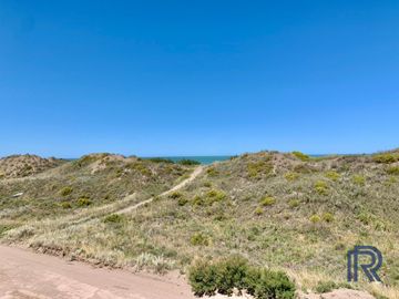 Departamento en venta de 1 dormitorio c/ cochera en Monte Hermoso