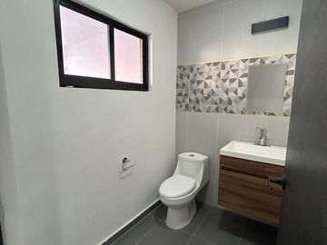 VENTA DE CASA NUEVA EN LA ANTIGUA CEMENTERA TRES RECAMARAS, 4 BAÑOS COMPLETOS