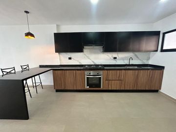 VENTA DE CASA NUEVA EN LA ANTIGUA CEMENTERA TRES RECAMARAS, 4 BAÑOS COMPLETOS