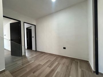 VENTA DE CASA NUEVA EN LA ANTIGUA CEMENTERA TRES RECAMARAS, 4 BAÑOS COMPLETOS