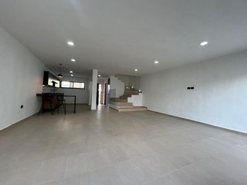 VENTA DE CASA NUEVA EN LA ANTIGUA CEMENTERA TRES RECAMARAS, 4 BAÑOS COMPLETOS
