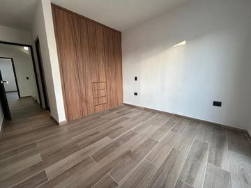 VENTA DE CASA NUEVA EN LA ANTIGUA CEMENTERA TRES RECAMARAS, 4 BAÑOS COMPLETOS