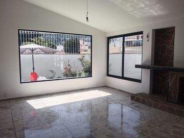 CASA UN PISO / LAS ARBOLEDAS / ATIZAPÁN