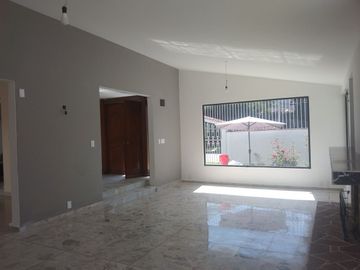 CASA UN PISO / LAS ARBOLEDAS / ATIZAPÁN