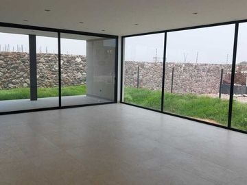 Venta Casas, Lomas del Campanario Norte, 45 Qro76. $10.7 mdp