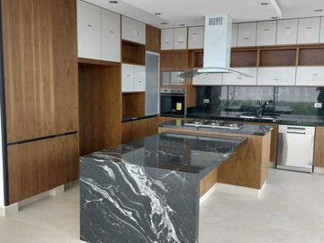 Venta Casas, Lomas del Campanario Norte, 45 Qro76. $10.7 mdp