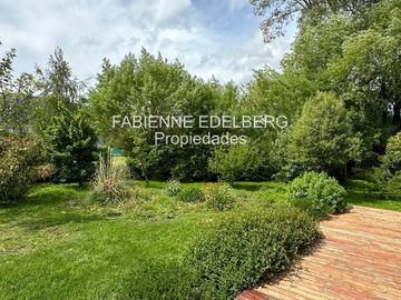 Casa en venta 3 dormitorios calle Miciu - San Martin de los Andes