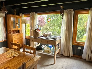 Casa en venta 3 dormitorios calle Miciu - San Martin de los Andes