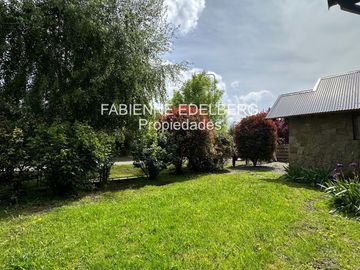 Casa en venta 3 dormitorios calle Miciu - San Martin de los Andes