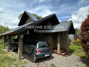 Casa en venta 3 dormitorios calle Miciu - San Martin de los Andes