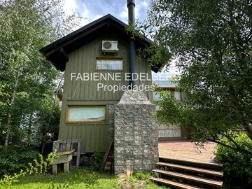 Casa en venta 3 dormitorios calle Miciu - San Martin de los Andes