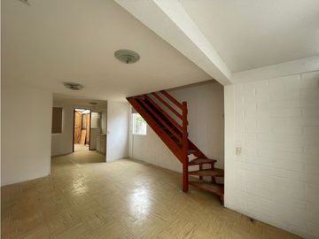 ¡OPORTUNIDAD! PLACILLA / PSJE LAS MELIAS / CASA 2D 1B 2E