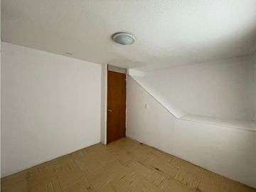 ¡OPORTUNIDAD! PLACILLA / PSJE LAS MELIAS / CASA 2D 1B 2E
