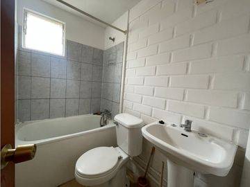 ¡OPORTUNIDAD! PLACILLA / PSJE LAS MELIAS / CASA 2D 1B 2E