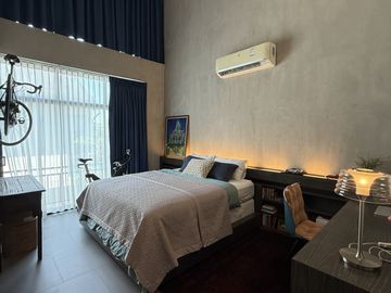 Renovated 3-Bedroom Villa with Stunning Mountain Views – Ful