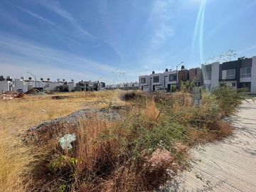 Casa en venta en Villas de Bernalejo